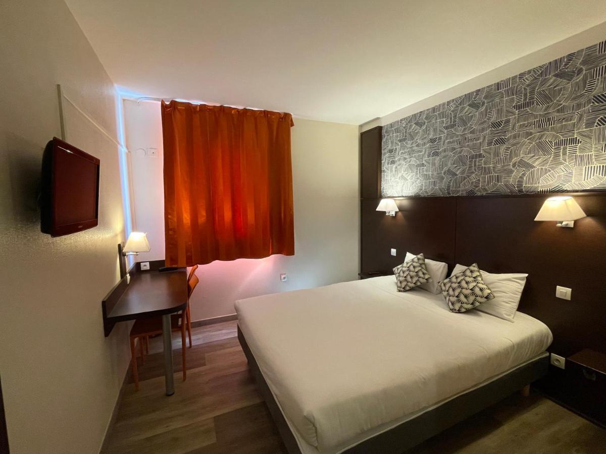 1 Double Bed